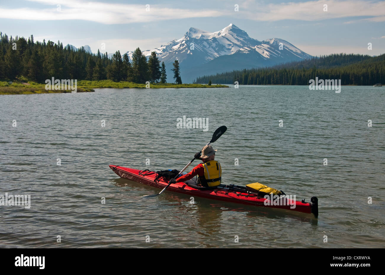 Canada kayaking jasper national park hires stock photography and