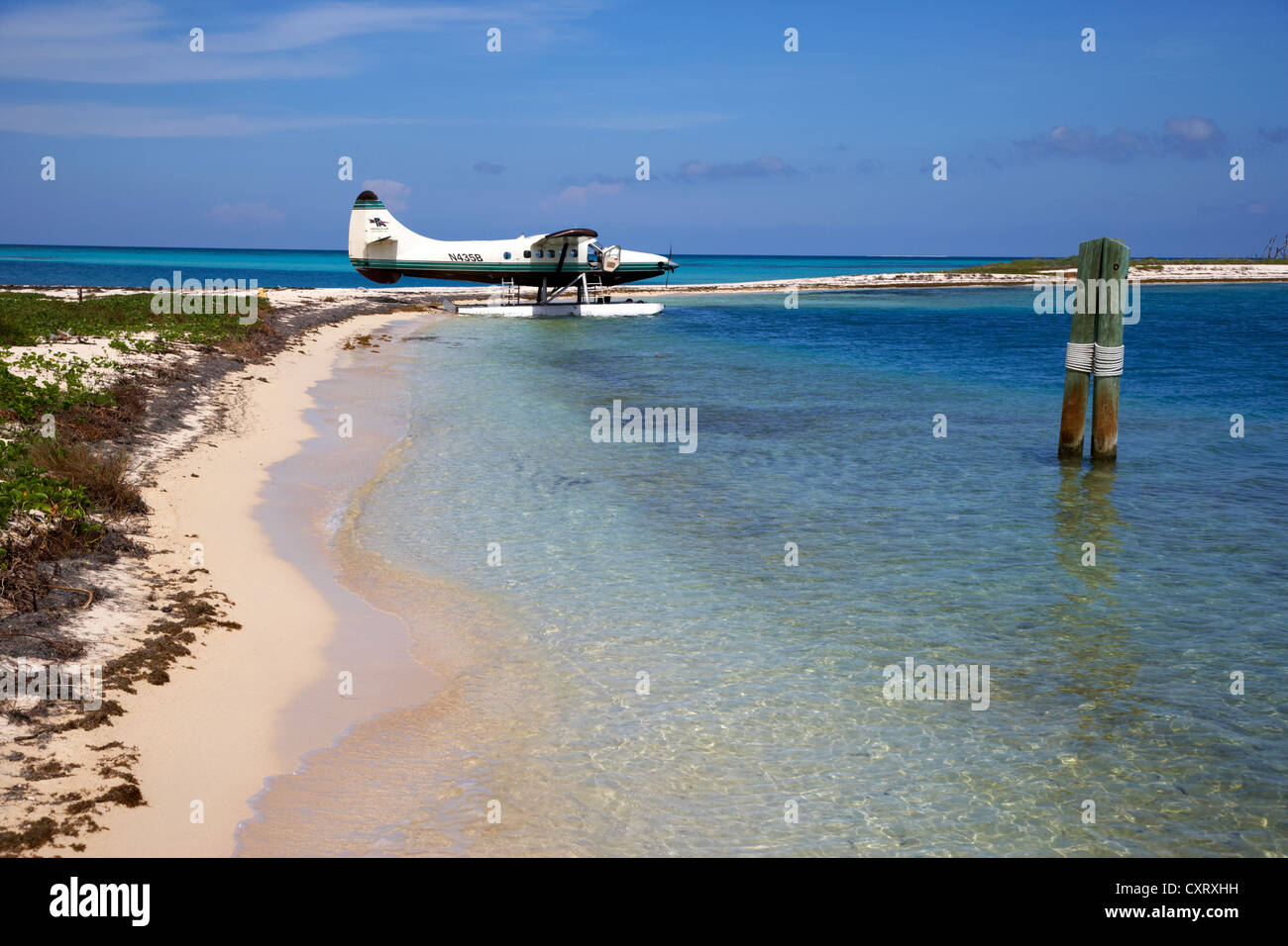 dehaviland dhc-3 otter seaplane on the beach at the dry tortugas florida keys usa Stock Photo