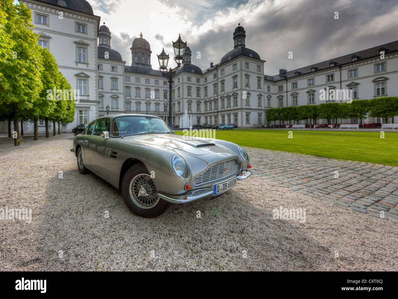 Classic Aston Martin DB6 in front of the Grandhotel Schloss Bensberg,  Bensberg, Bergisch Gladbach, Bergisch Land Stock Photo - Alamy