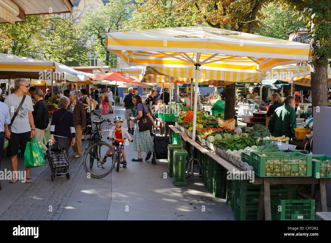 Farmers' market at Kaiser-Josef-Platz square, Graz, Styria, Austria, Europe Stock Photo
