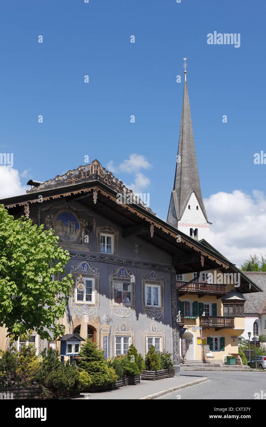 Hussar Restaurant, Haus zum Husaren building, the old parish church of St. Martin, district of Garmisch, Garmisch-Partenkirchen Stock Photo