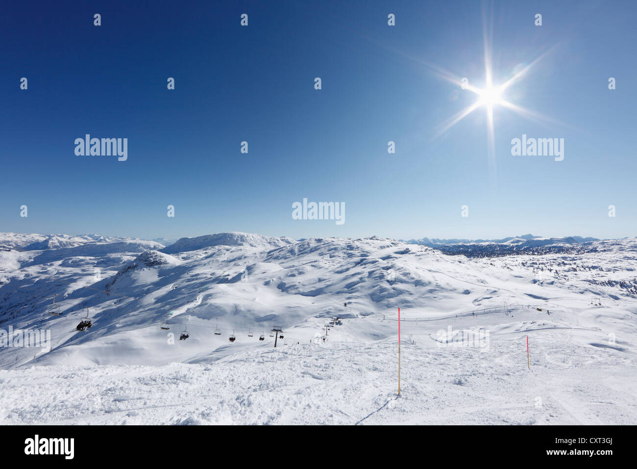 Ski area on Krippenstein Mountain, Dachstein Mountains, Salzkammergut ...