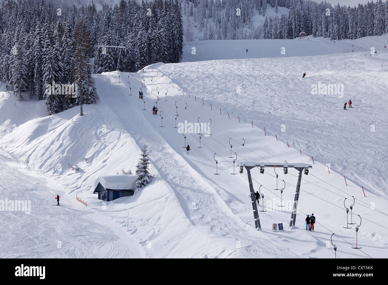 Muldenlifte ski-lifts, Reiteralm skiing area, Pichl-Preunegg near Schladming, Schladminger Tauern mountains, Styria, Austria Stock Photo
