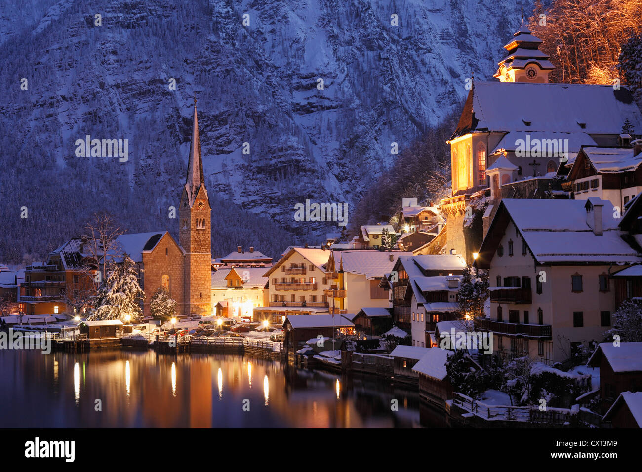 Hallstatt, Lake Hallstatt, Salzkammergut, Upper Austria, Austria, Europe, PublicGround Stock Photo