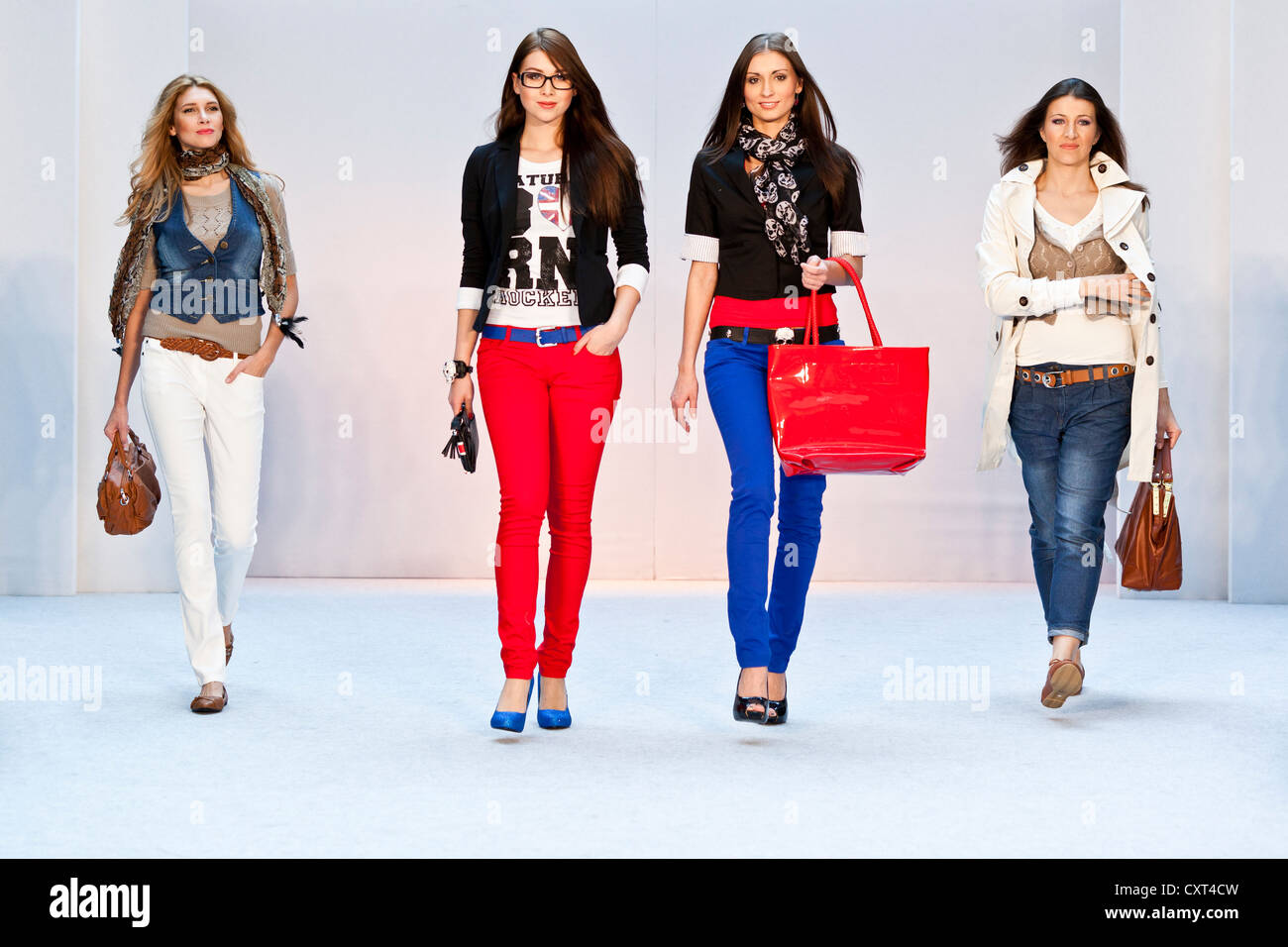 Red Jeans for Women: Spring/Summer 2012