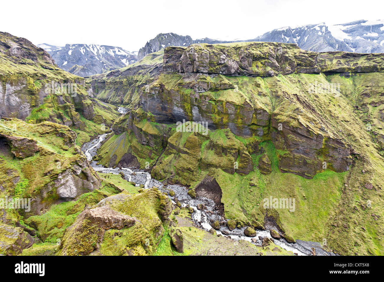 Mountains and canyons of the rugged  órsmoerk Ridge, Thorsmoerk, beneath the volcano and glacier of Eyjafjallajoekull, Iceland Stock Photo