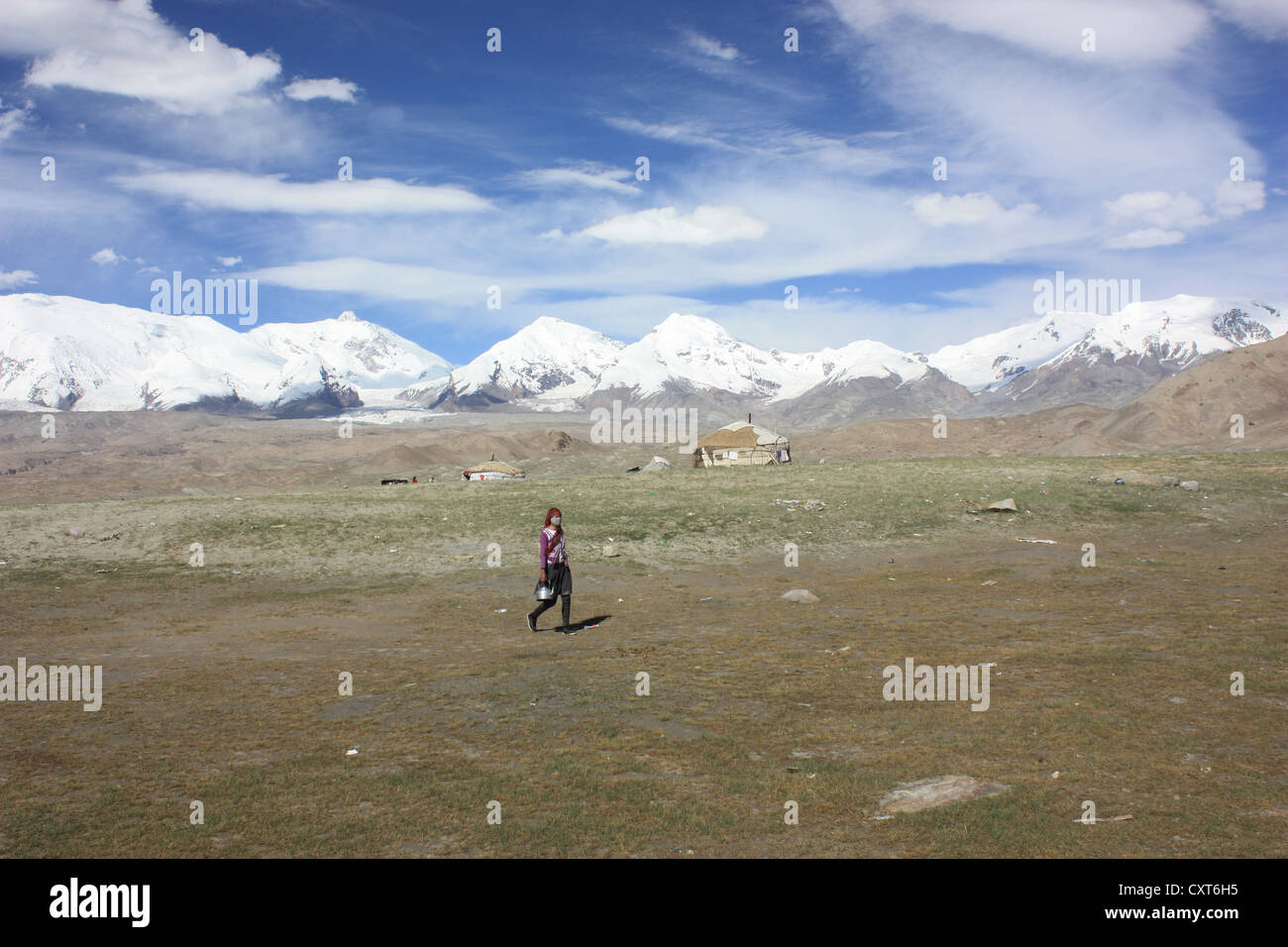 Mountains Near Pakistan Stock Photo Alamy