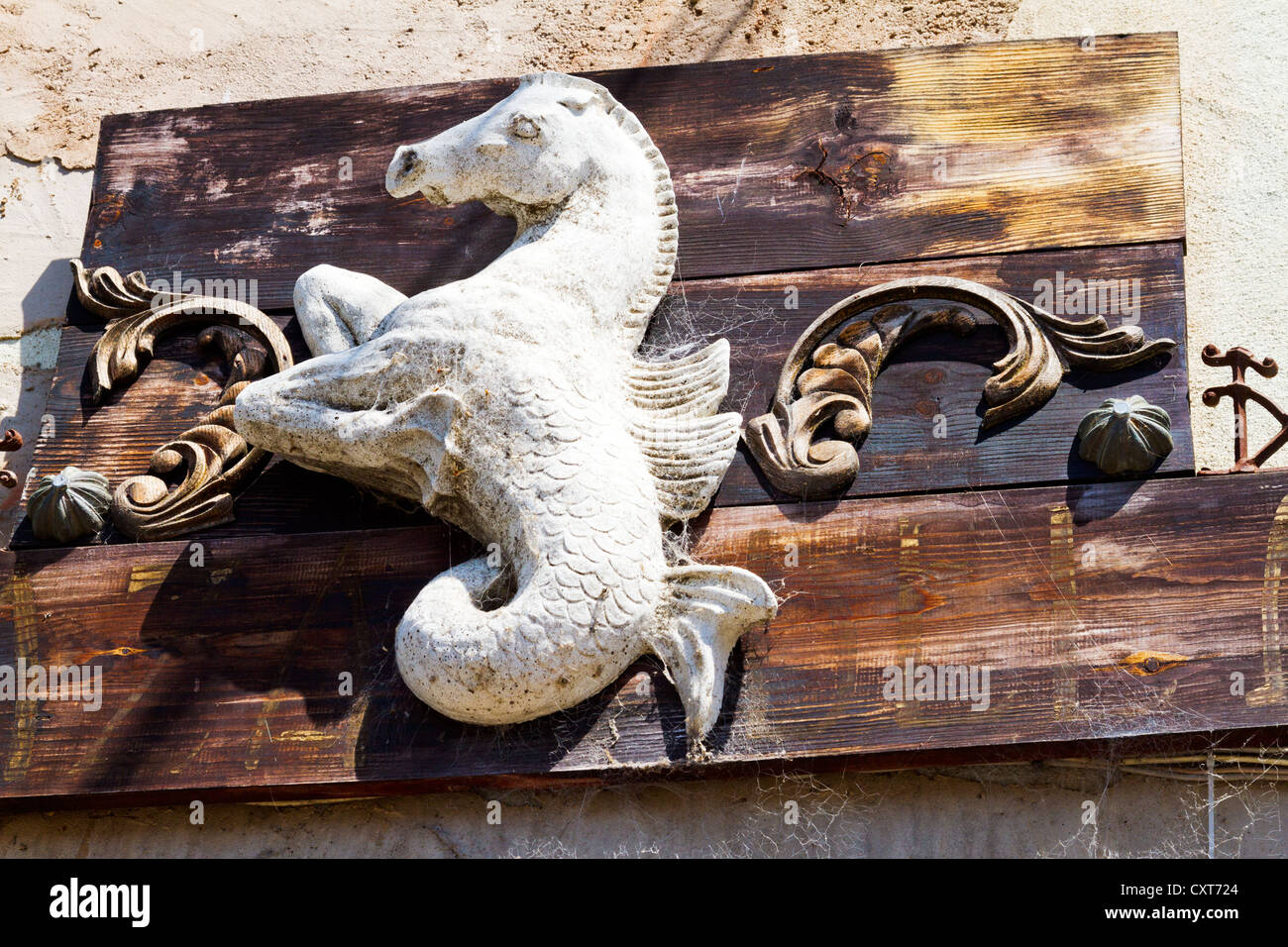 Decorative seahorse above door of gallery in the Funk Zone in 'Santa Barbara', California Stock Photo