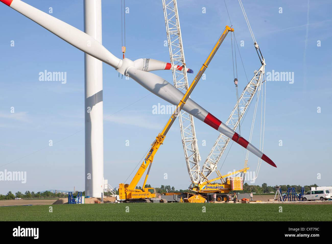 Construction of a wind turbine for EVN and Wien Energie, Windpark Glinzendorf, Marchfeld, Lower Austria, Austria, Europe Stock Photo