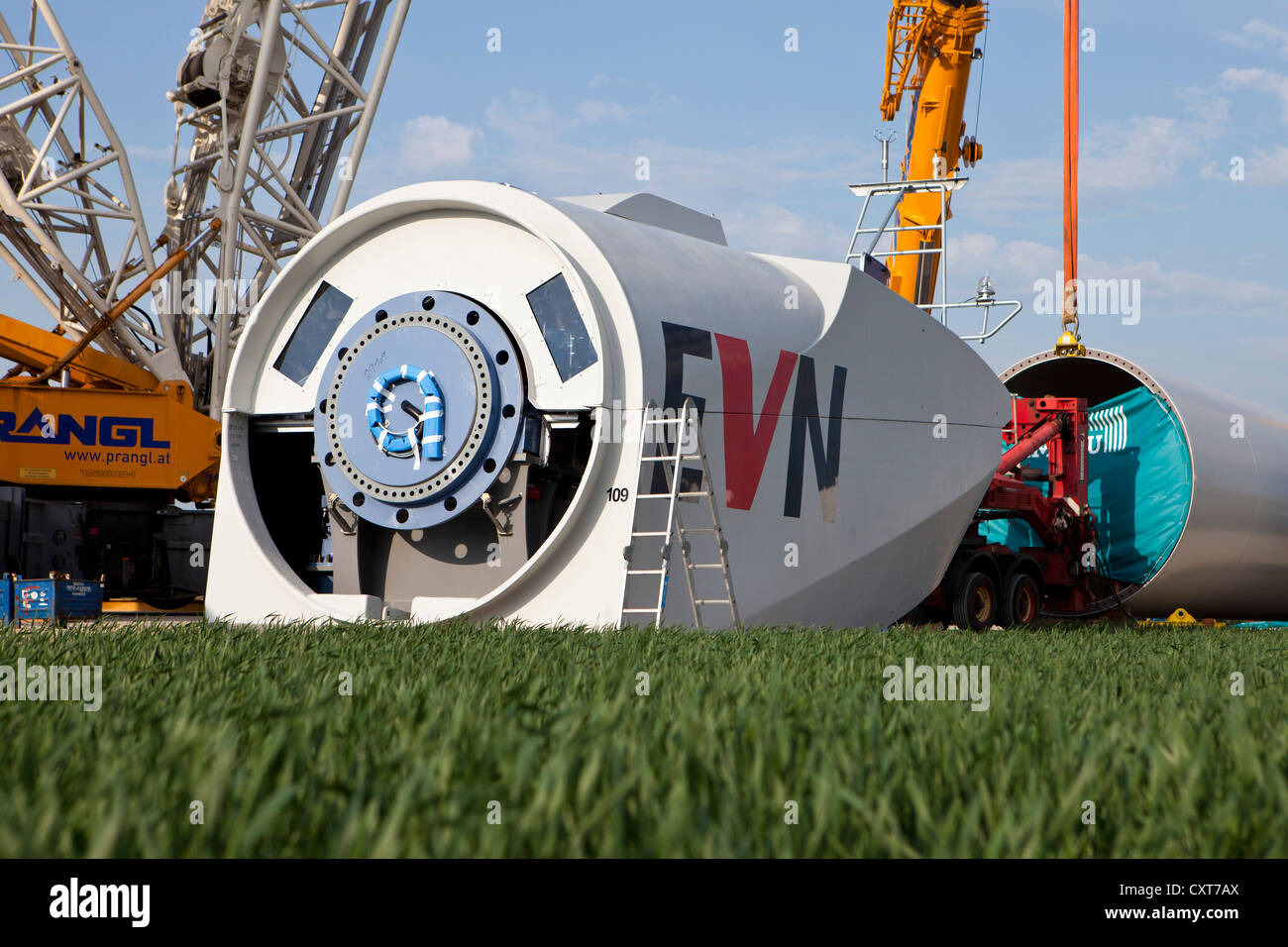 Generator to be fitted with wind turbine by EVN and Wien Energie, Windpark Glinzendorf, Marchfeld, Lower Austria, Austria Stock Photo