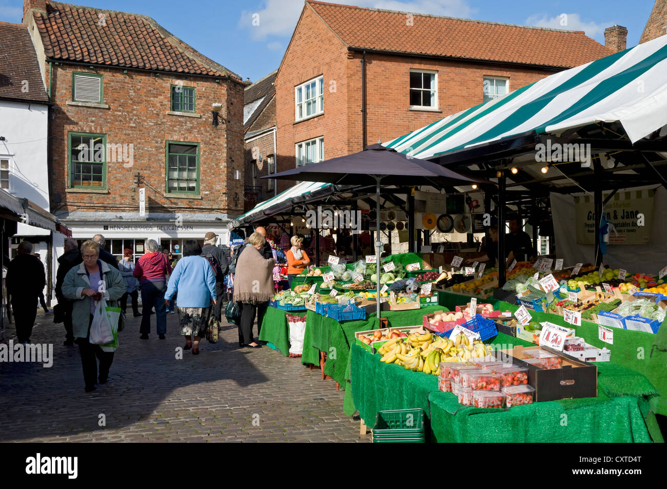 Open air markets hi-res stock photography and images - Alamy