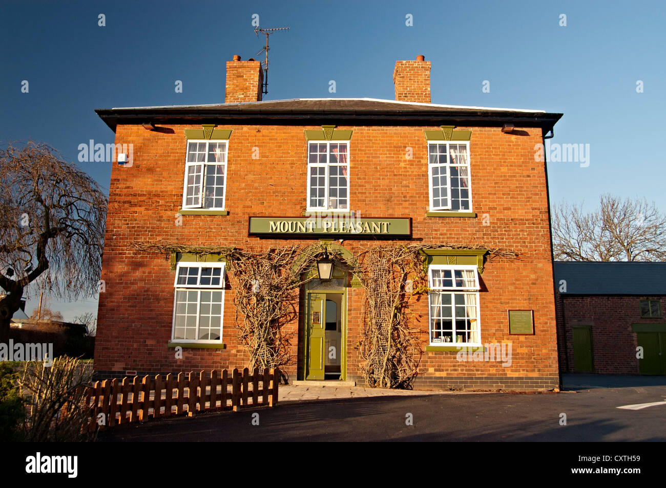 the mount pleasant pub Stock Photo Alamy