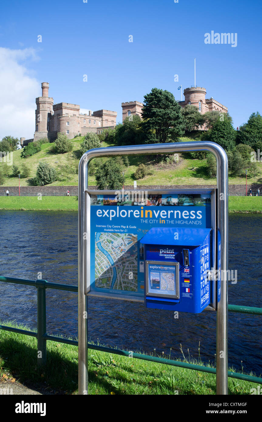 dh Tourist Information INVERNESS INVERNESSSHIRE Explore Inverness map dispenser River Ness and Inverness castle scotland visitor technology point uk Stock Photo