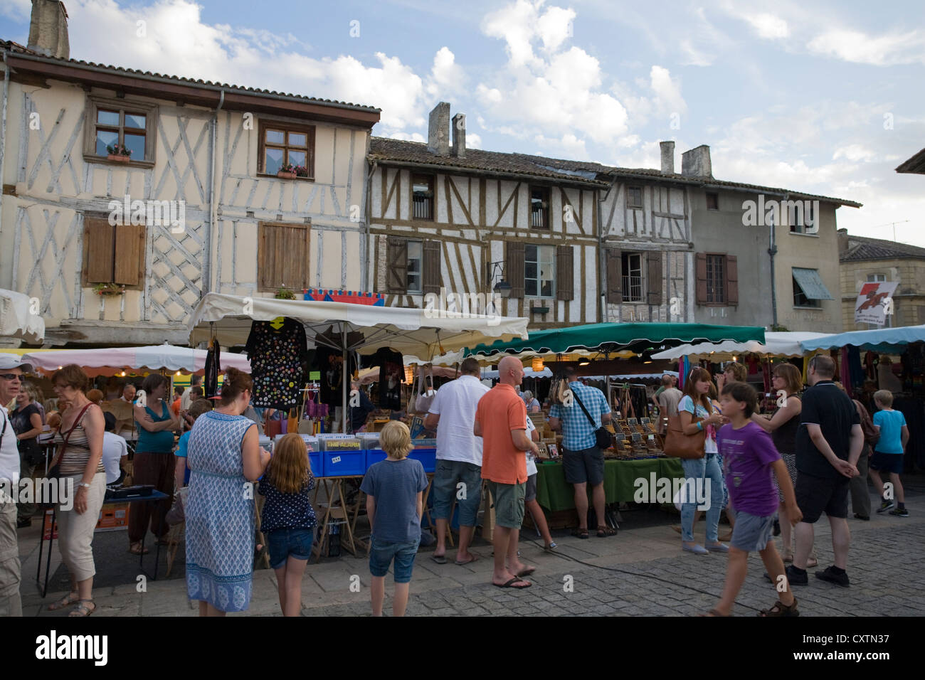 Marche Nocture, night market, Eymet, Dordogne, France Stock Photo