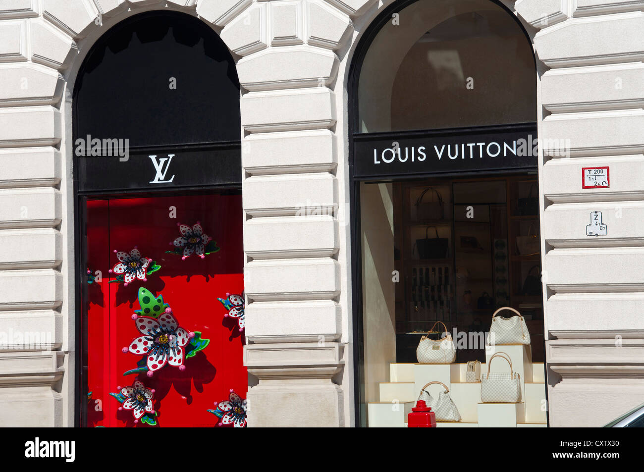 Louis vuitton store bag budapest hi-res stock photography and images - Alamy