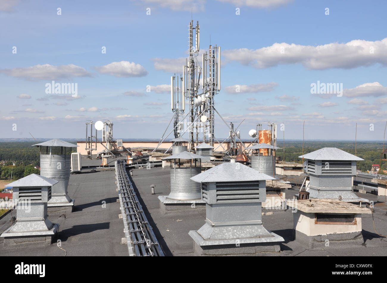 Rf System On Rooftop Cellular communication system on the roof Stock Photo - Alamy