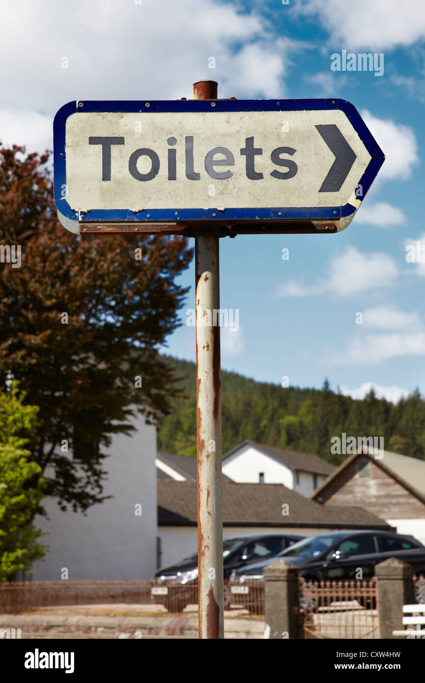 Public convenience/toilet sign at Lochgoilhead Stock Photo Alamy