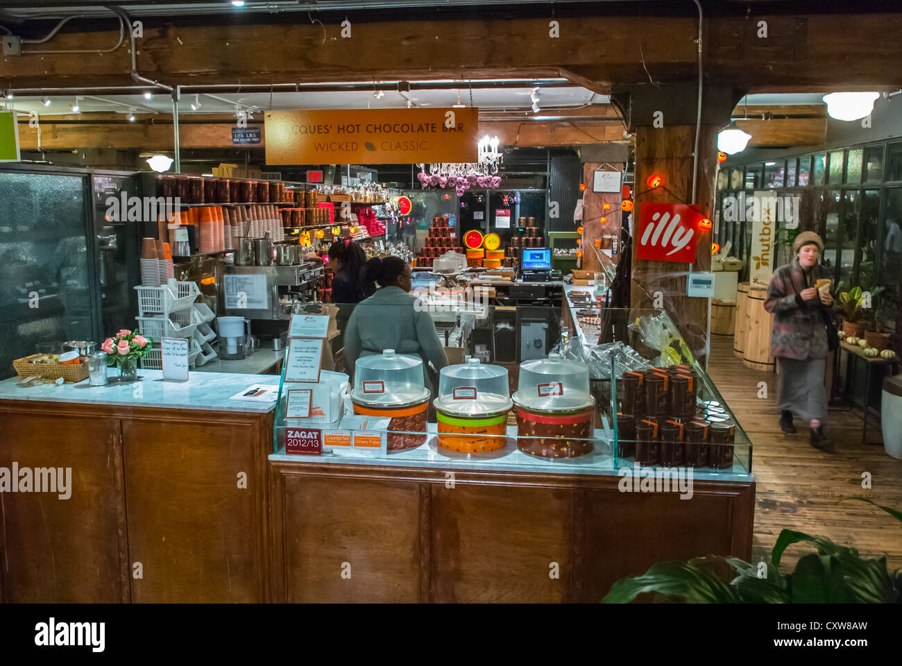 Inside interior chocolate chocolates sweets hi-res stock photography ...