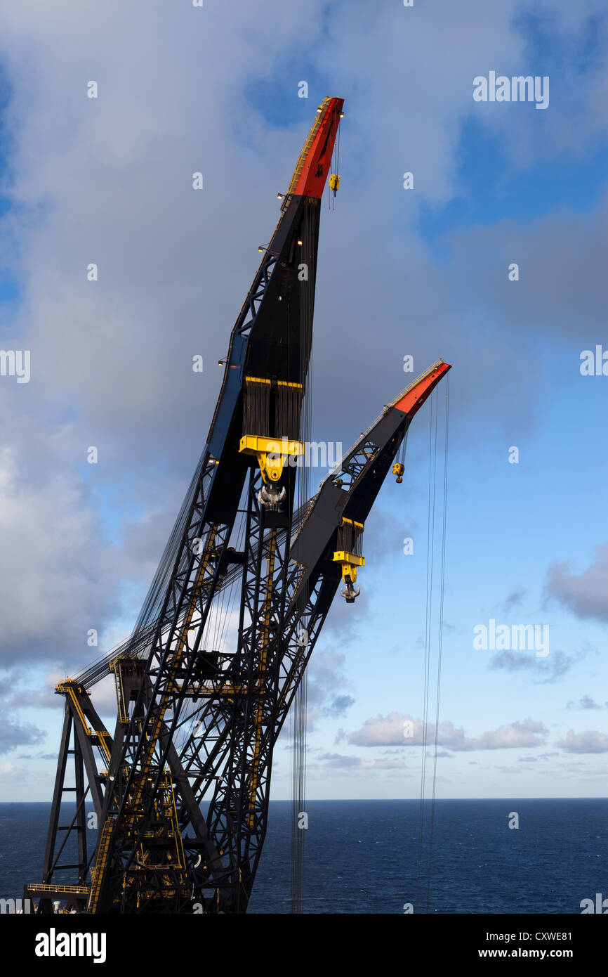 The Heerema Thialf Marine Heavy Lift Construction Crane Barge Stock