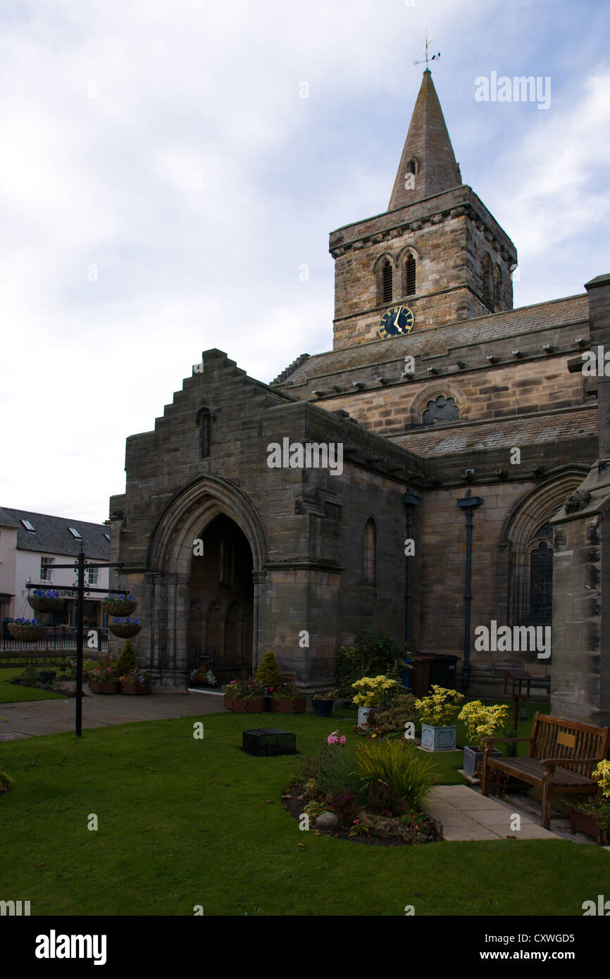 Holy Trinity parish church in the town centre of St Andrews, Fife, Scotland Stock Photo