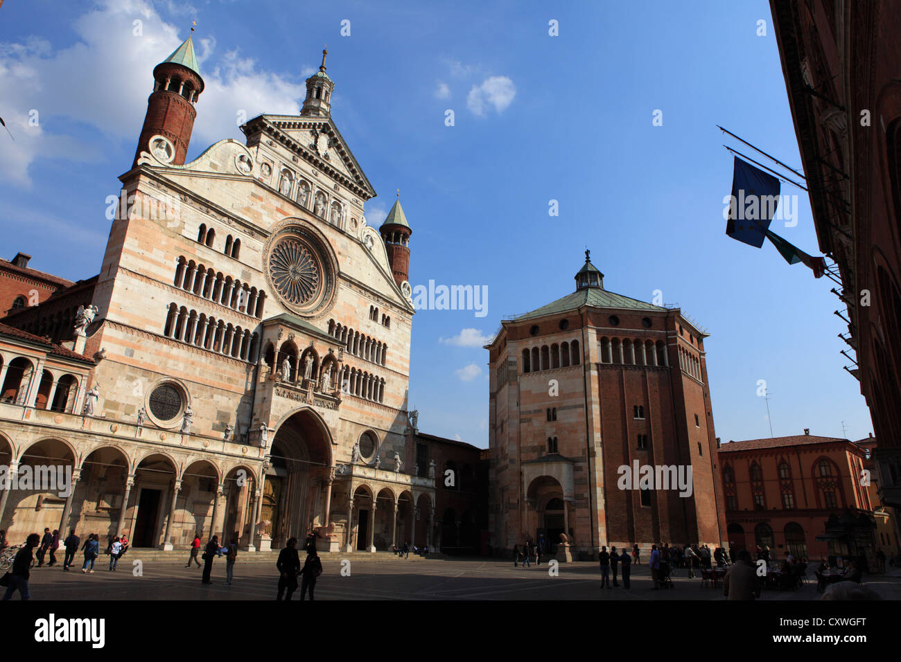 The Cathedral and the Baptistery of Cremona, Italy Stock Photo Alamy