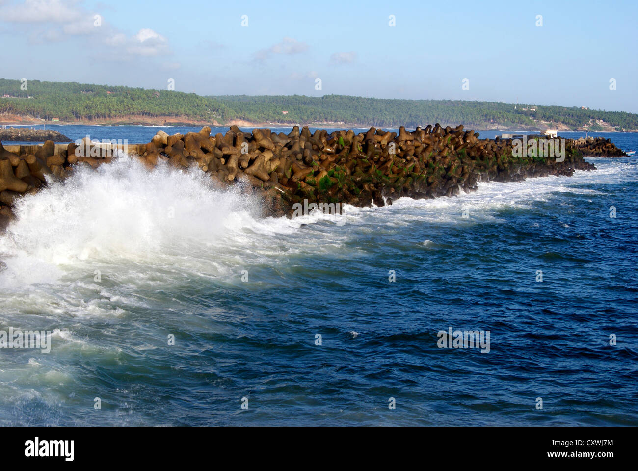Seawall Concrete Stock Photos & Seawall Concrete Stock Images Alamy