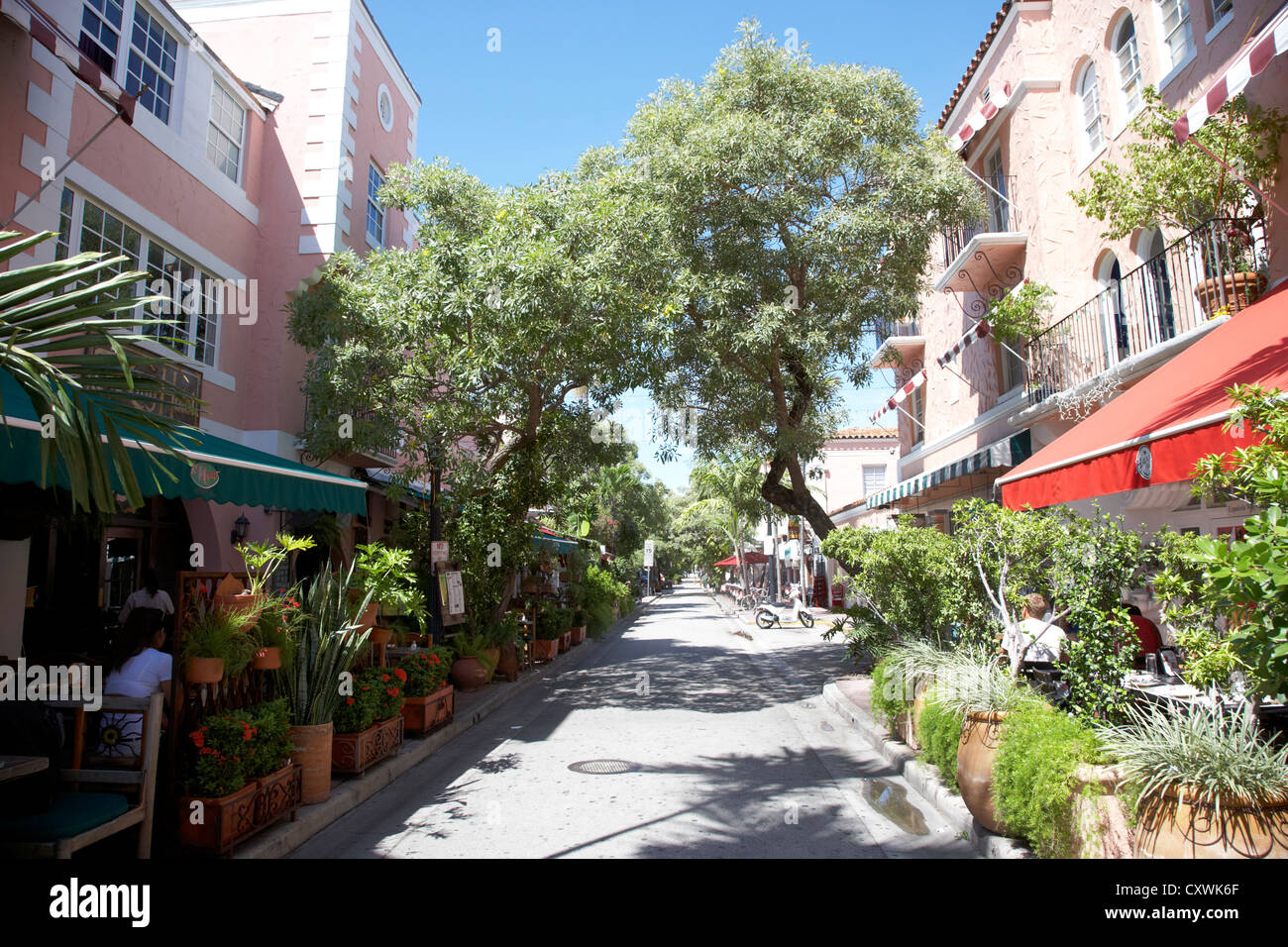 espanola way historic spanish village sobe miami south beach florida