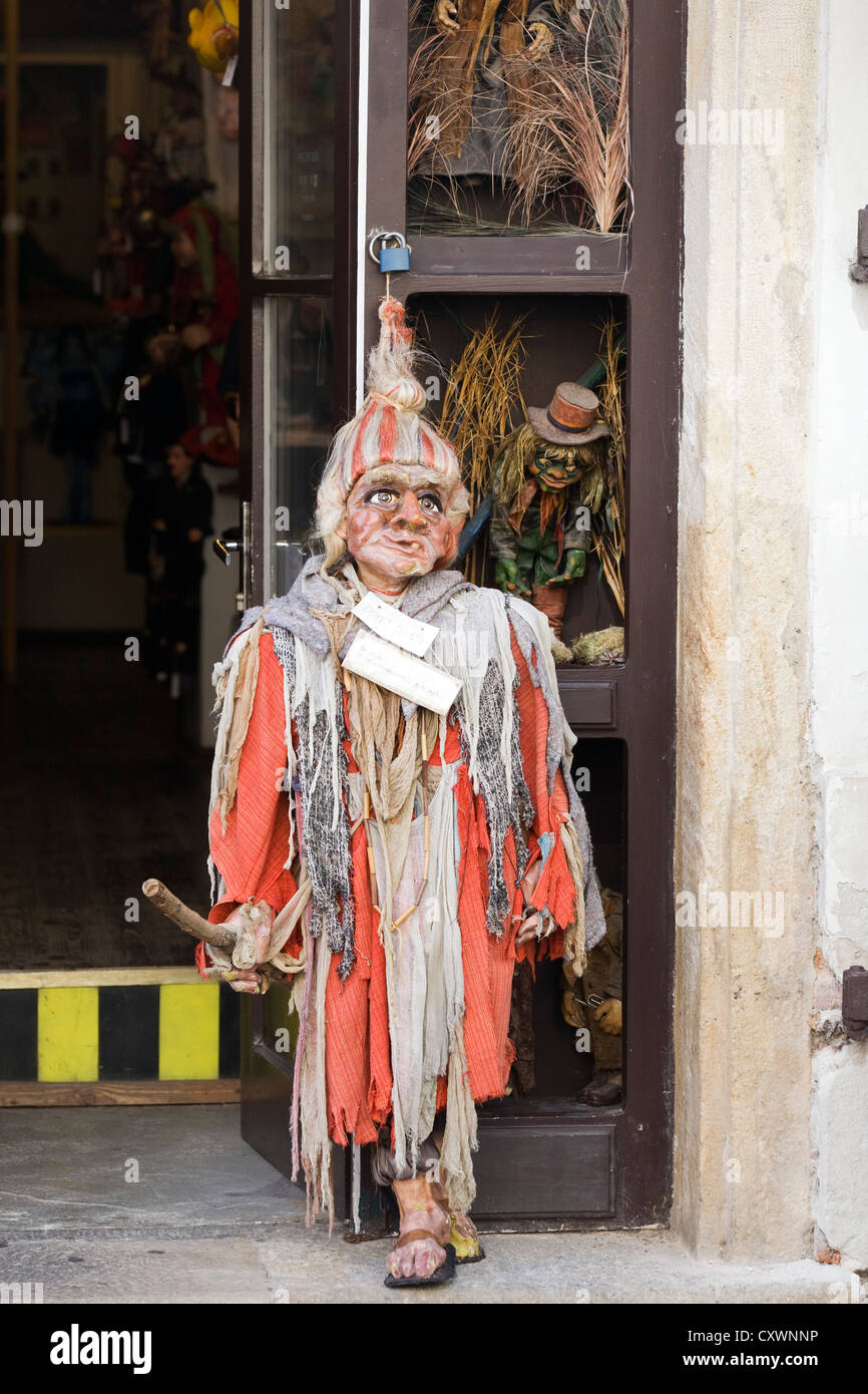 Puppet shop in the center of Prague Stock Photo Alamy