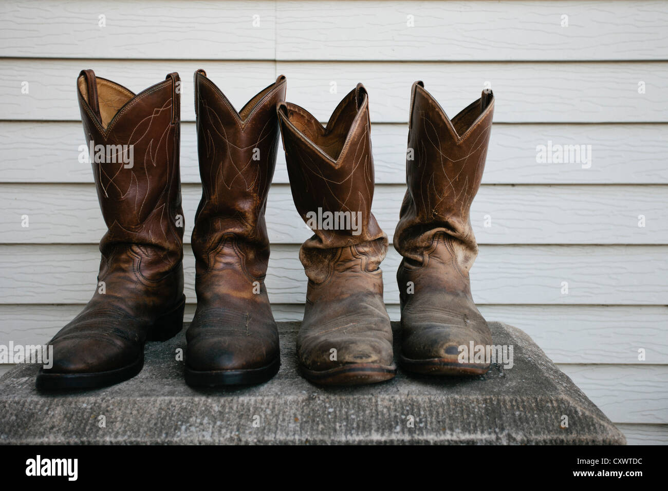 Close up of worn cowboy boots Stock Photo - Alamy