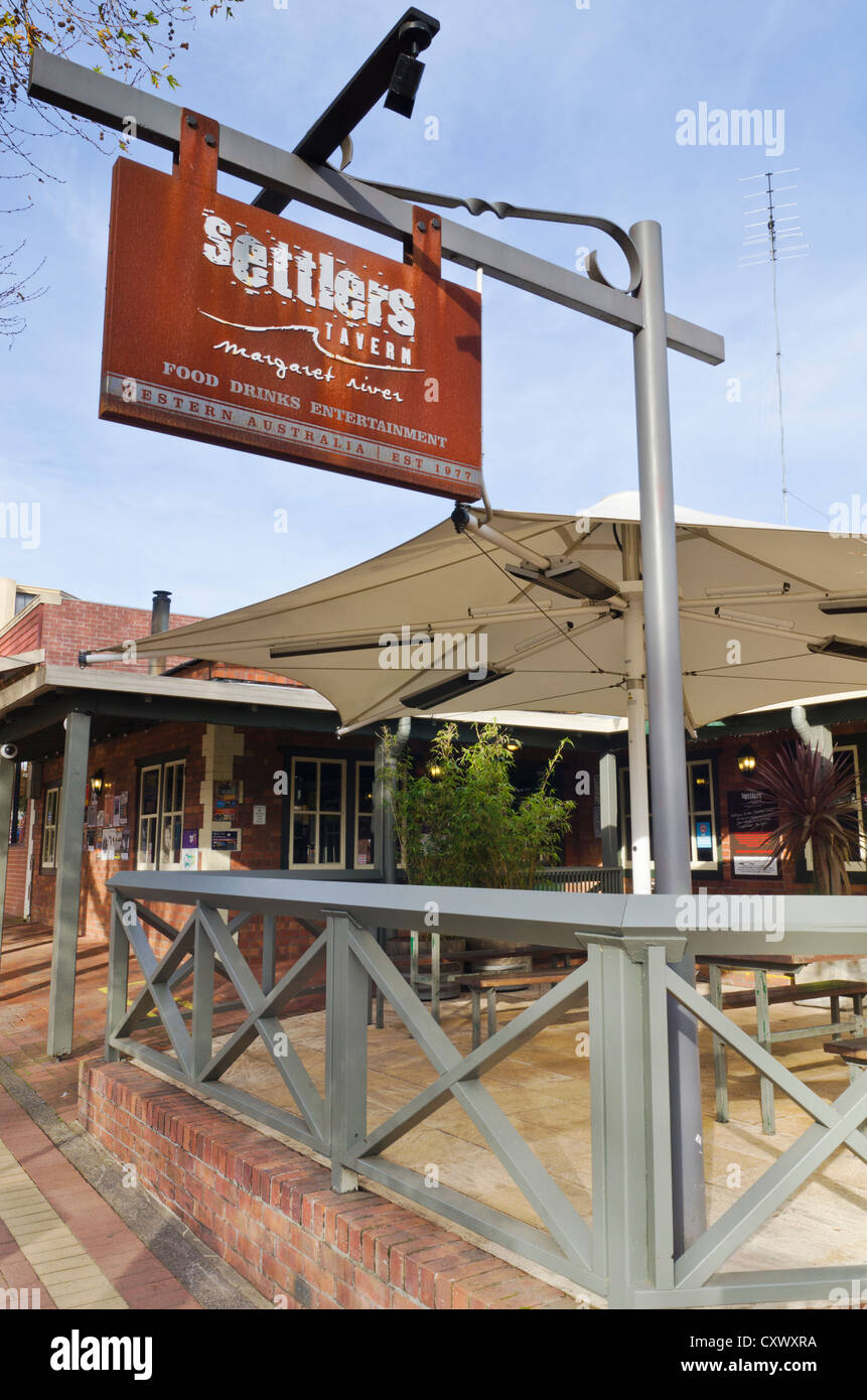 Settlers Tavern in Margaret River Town, Western Australia Stock Photo