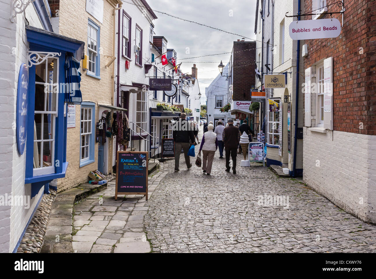 Quay Street, Cobbled near Lymington Town Quay, Hampshire, England, UK. Europe Stock Photo