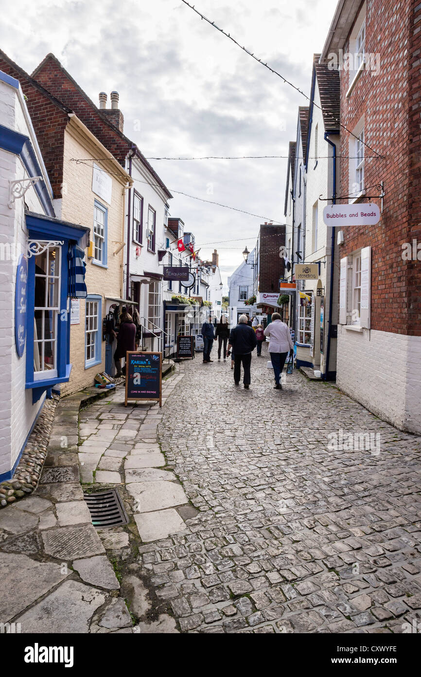 Quay Street, Cobbled near Lymington Town Quay, Hampshire, England, UK. Europe Stock Photo