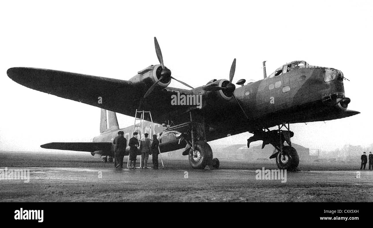 SHORT STIRLING MG-D (N3641) of  No 7 Squadron RAF at Oakington, Cambridgeshire, in 1941. Stock Photo