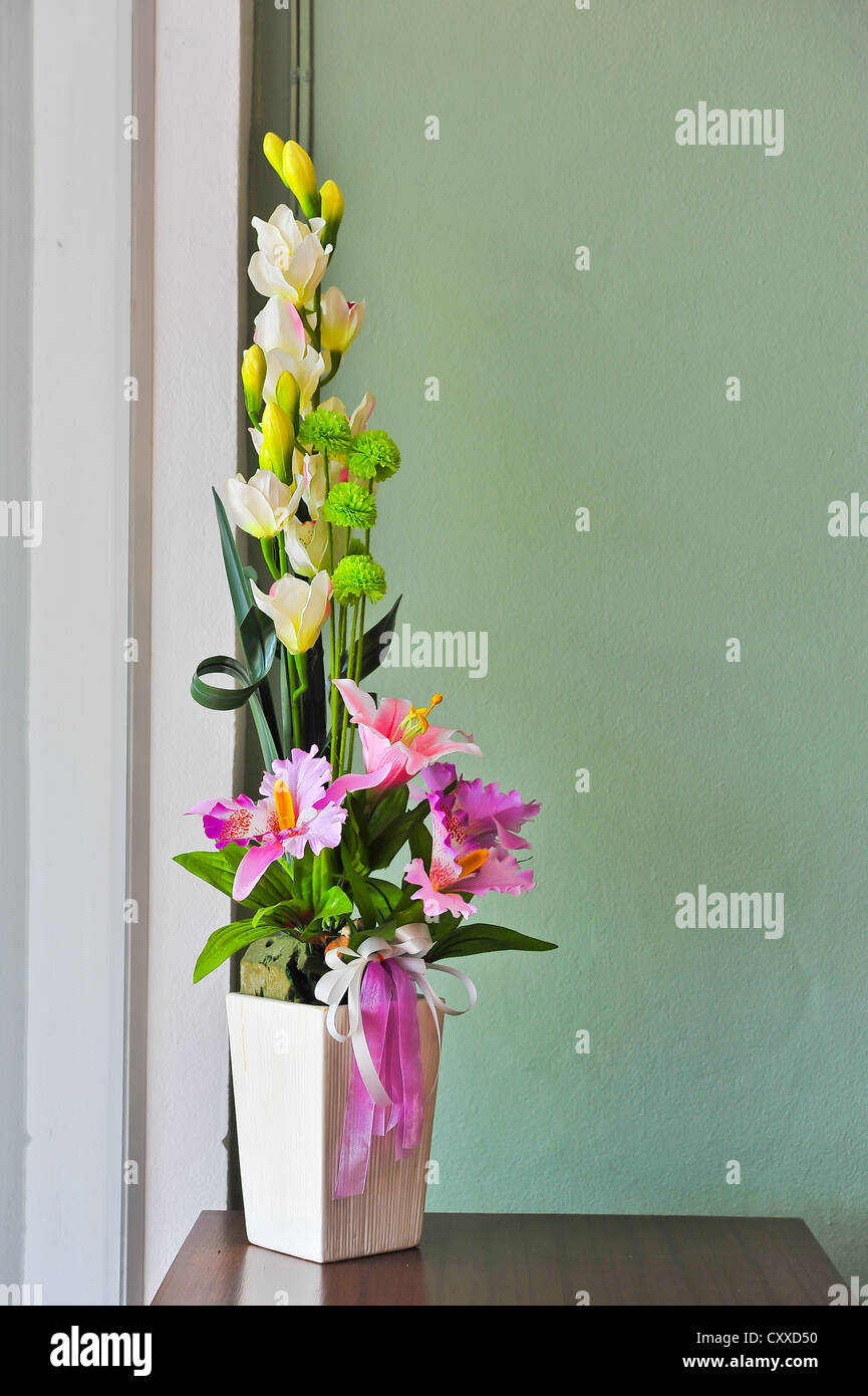 Artificial silk flower hires stock photography and images Alamy