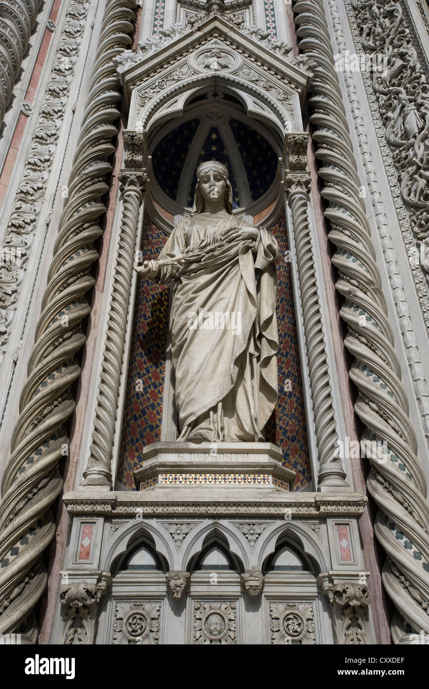 Statue on the facade of Florence Cathedral, Florence, Tuscany, Italy, Europe Stock Photo