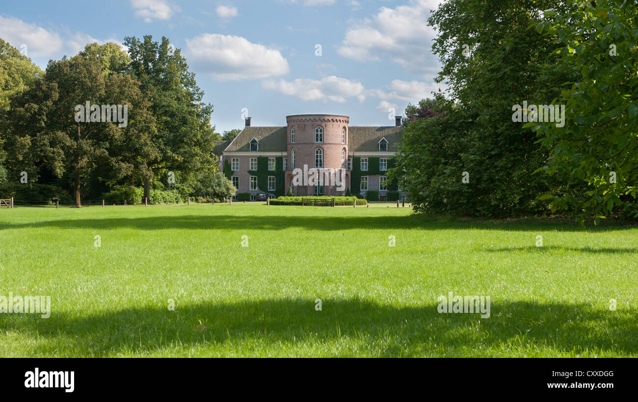 View on castle 'De Wildenborch', Gelderland, The Netherlands Stock Photo