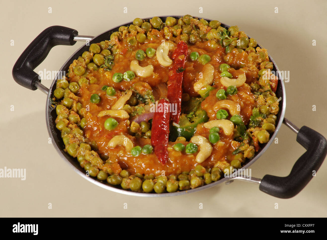 Indian Green Peas Curry (Matar Masala) with cashew nut Stock Photo Alamy