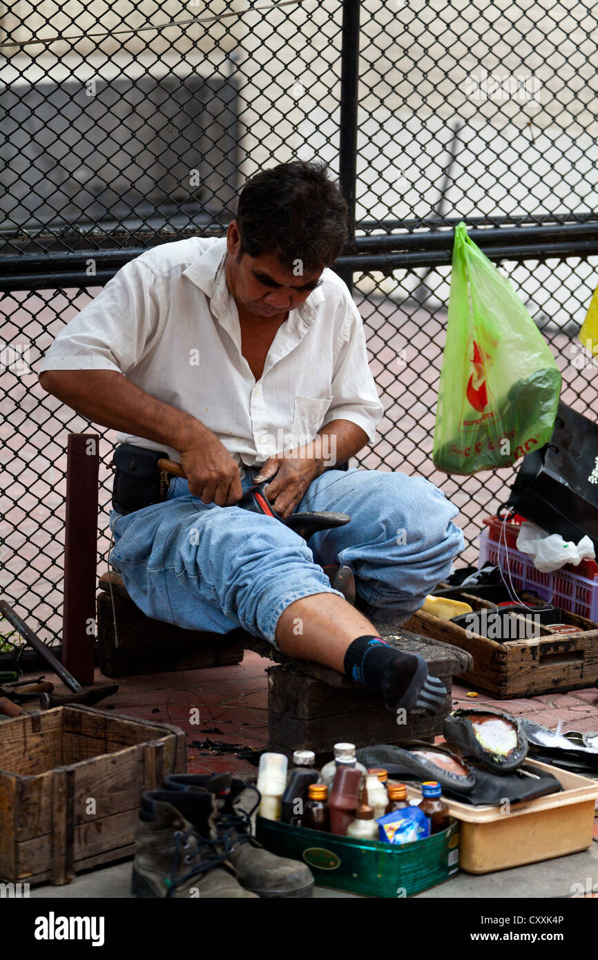 Street Shoemaker in Bangkok, Thailand Stock Photo Alamy
