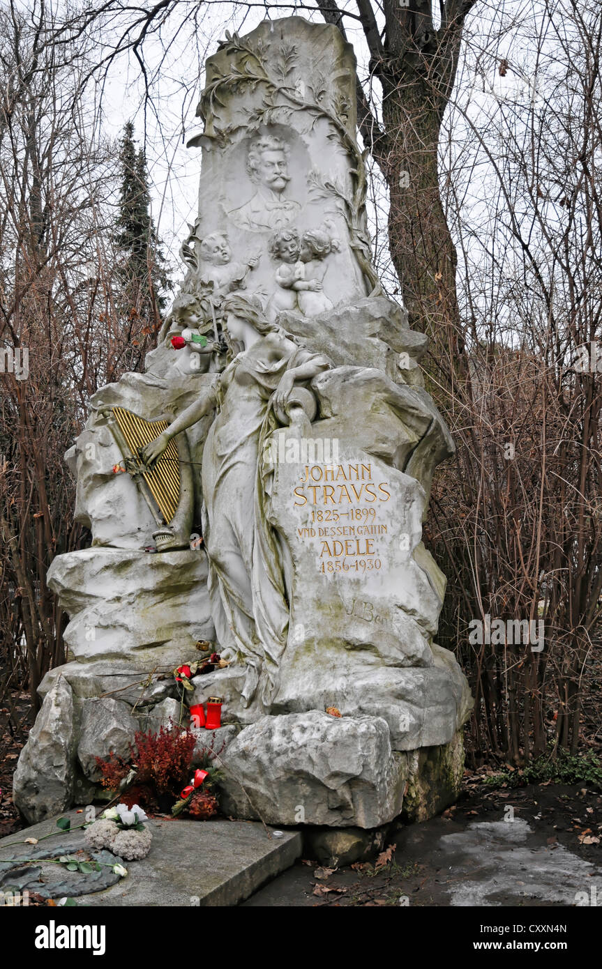 Grave of Johann Strauss, 1825-1899, and Adele Strauss, 1856-1930, honorary graves, Vienna's Central Cemetery, Vienna, Austria Stock Photo