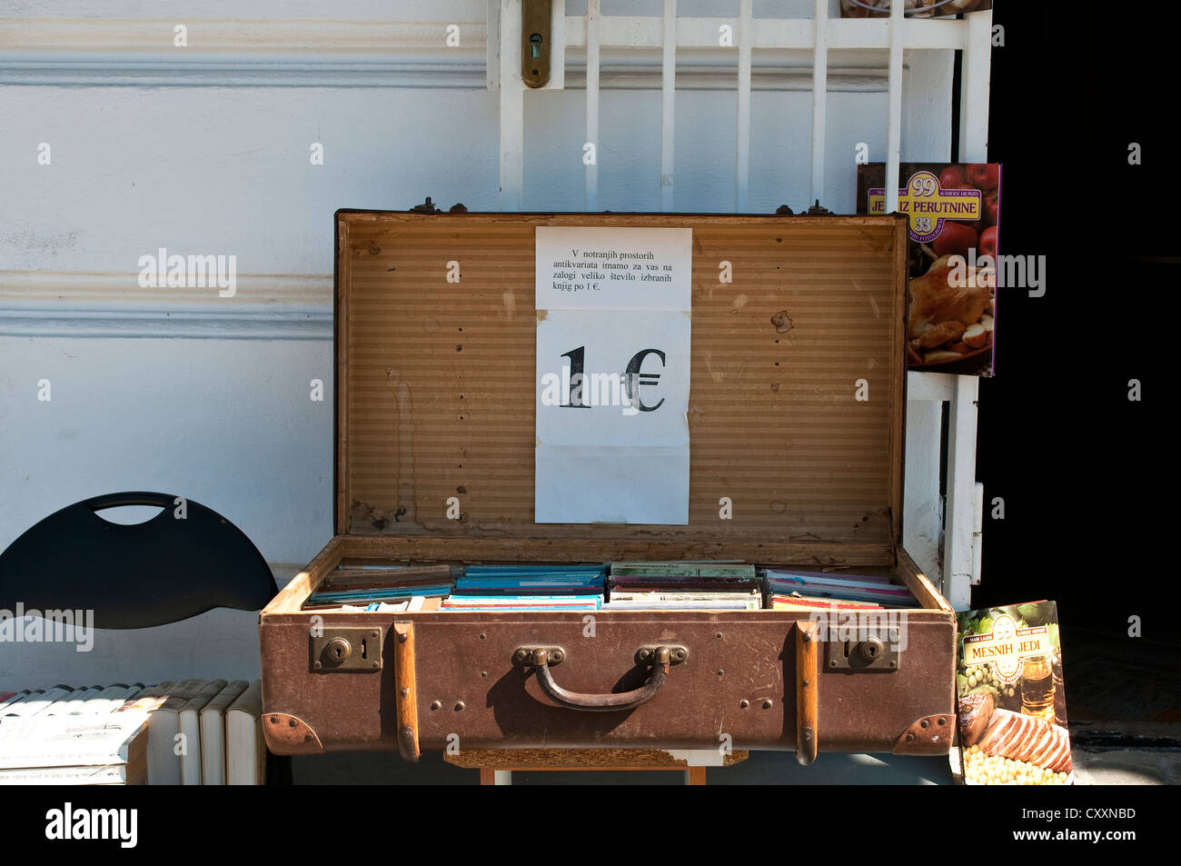 second hand suitcases