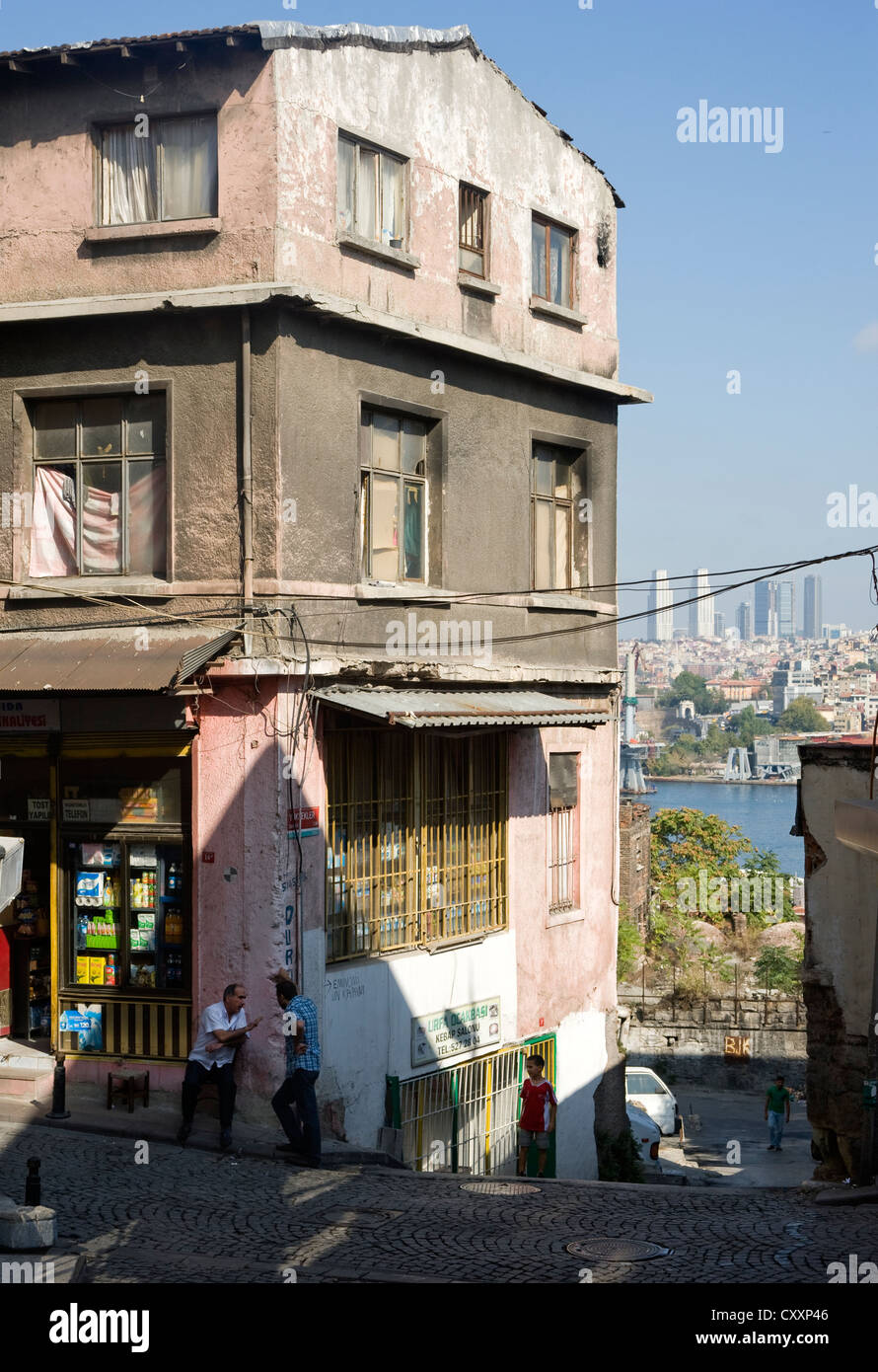 Street corner in Fatih, Istanbul Stock Photo Alamy