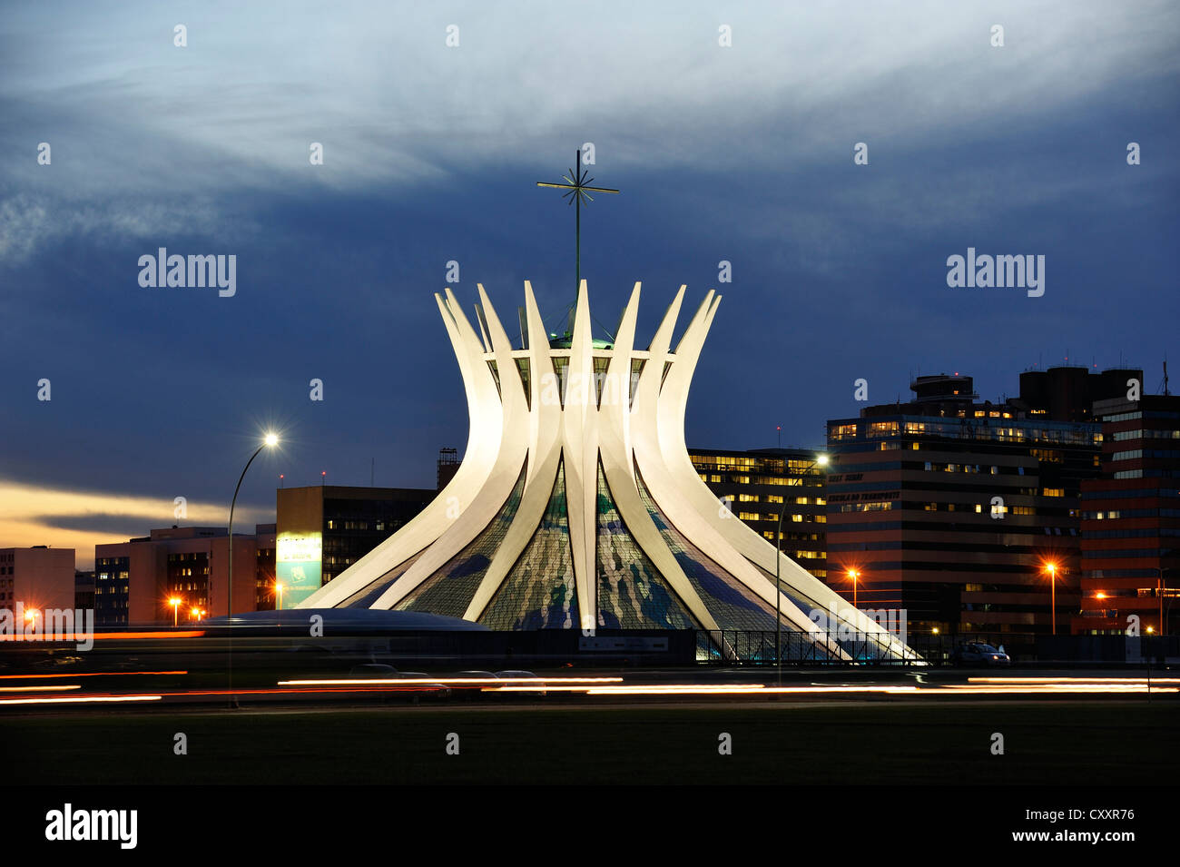 Cathedral, Catedral Nossa Senhora da Aparecida at night, architect Oscar Niemeyer, Brasilia, Distrito Federal DF, Brazil Stock Photo