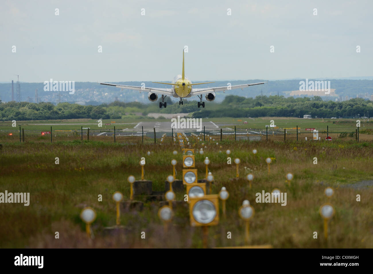 Plane during the landing approach on the crosswind runway, Cologne Bonn airport, Cologne, North Rhine-Westphalia Stock Photo