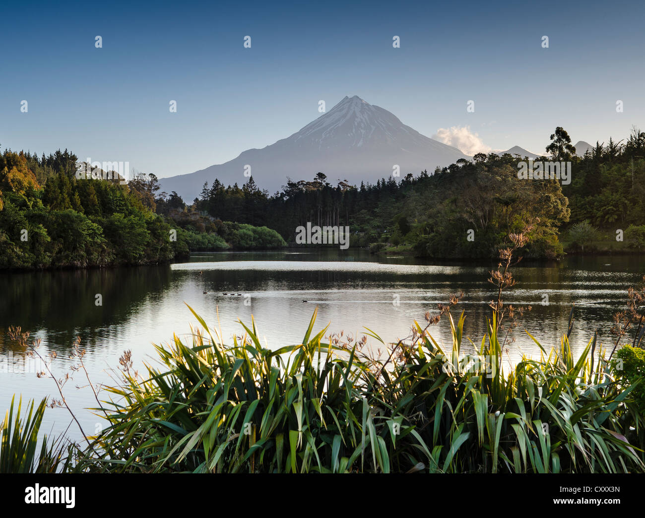 Currently Inactive Volcano, Mt Egmont, Mt Taranaki, Lake Mangamahoe ...