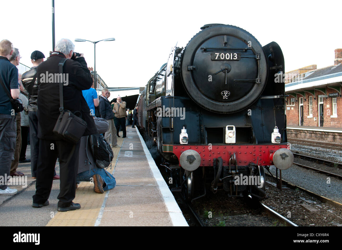 Steam locomotive 'Oliver Cromwell' at Shrub Hill station, Worcester, UK Stock Photo