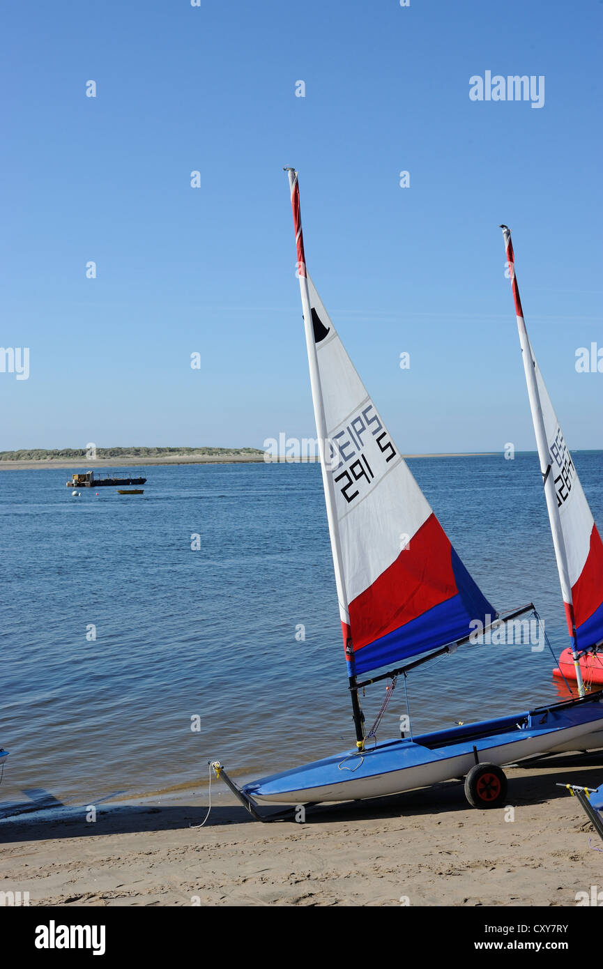 Small sail boats at the Aberdovey Estuary Stock Photo