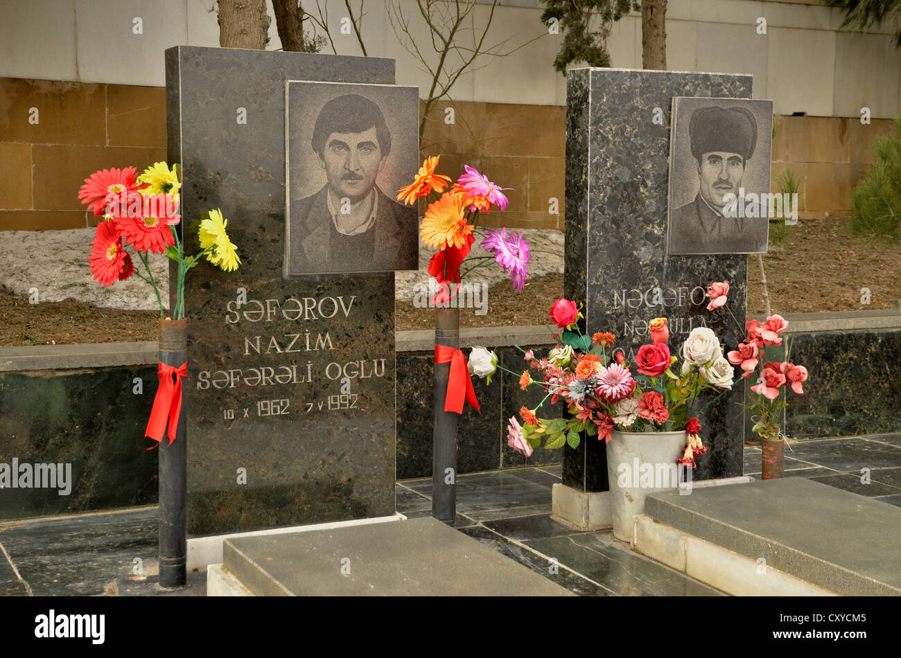 Tombs on Martyrs' Avenue, where the victims of the Soviet military intervention of 20 January 1990 and the conflict with Armenia Stock Photo