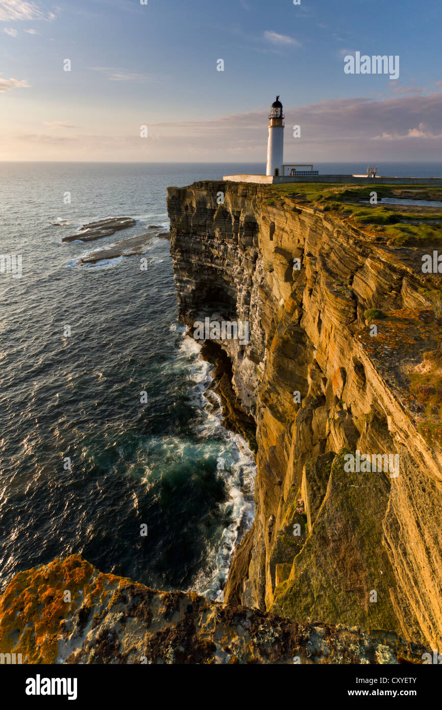 Noup Head lighthouse, Isle of Westray Stock Photo
