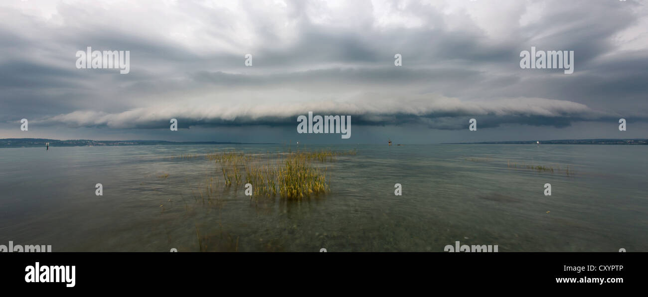 Thundercloud, shelf cloud, with storm and waves on Lake Constance near Konstanz, Baden-Wuerttemberg Stock Photo