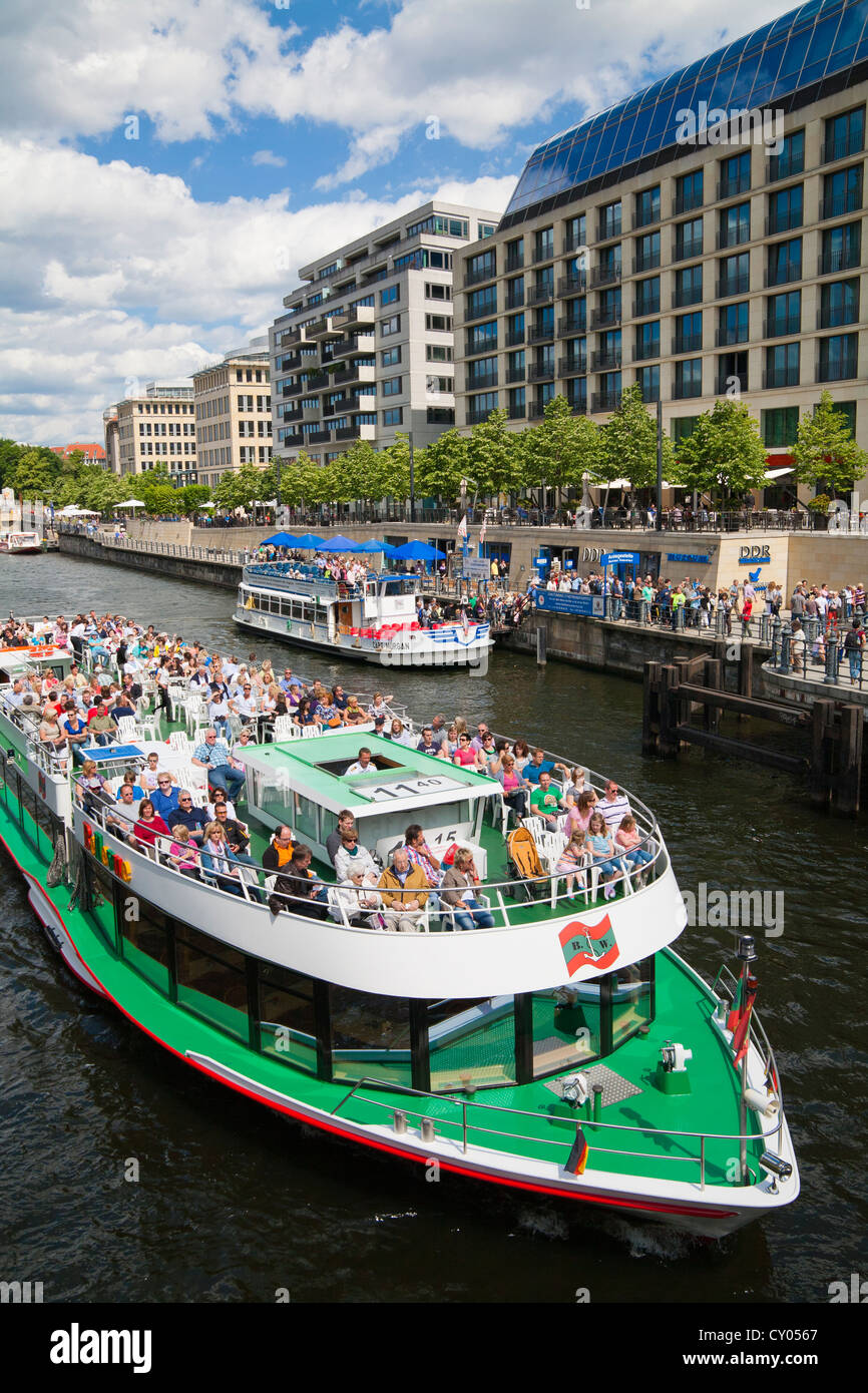 Promenade of the Spree river, Radisson Blu Hotel, DDR Museum, GDR museum, sightseeing boat, Mitte district, Berlin Stock Photo